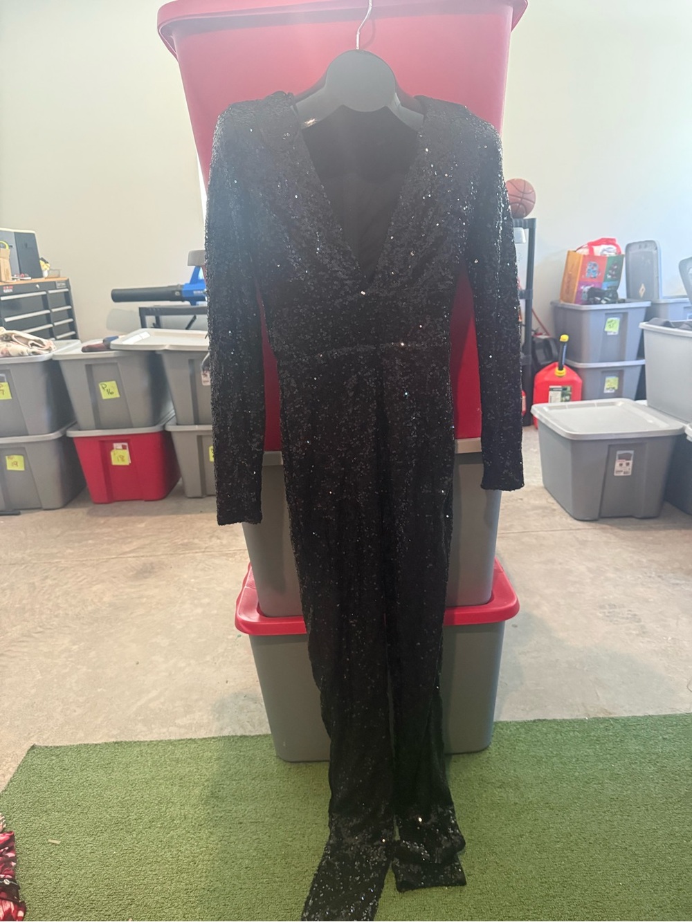 Black Sequin Long Sleeve Evening Jumpsuit mp26